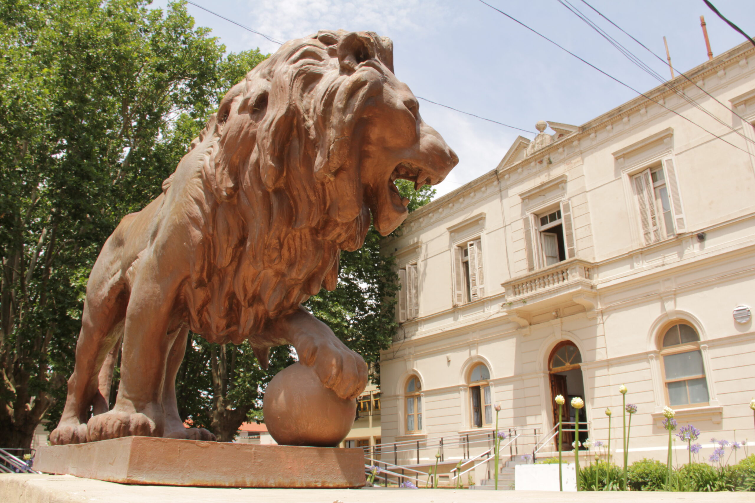 EL 27 DE MARZO SE ELEGIRÁ AL NUEVO DECANO O LA NUEVA DECANA DE LA FACULTAD