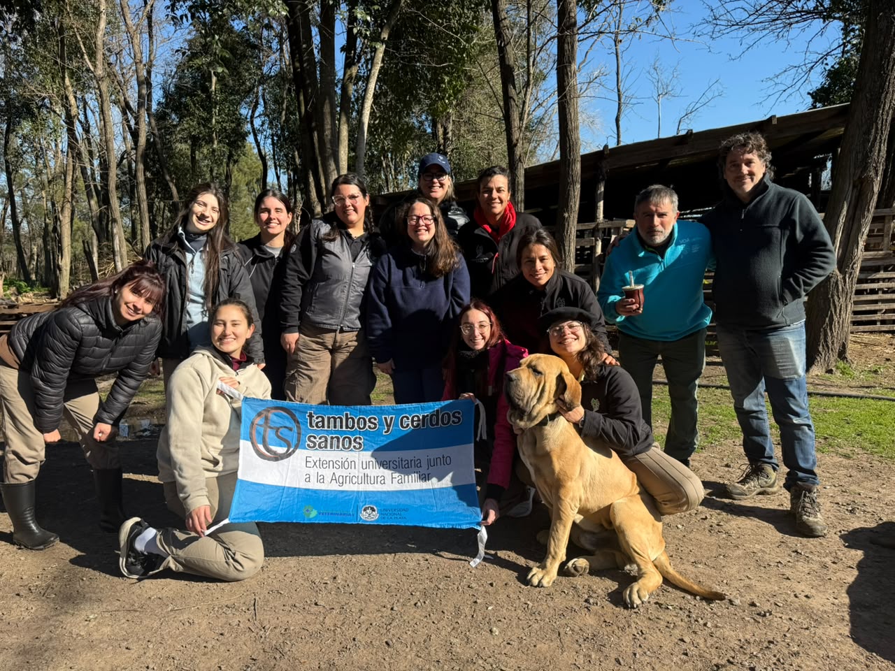 EL PROYECTO TAMBOS Y CERDOS SANOS VISITÓ DOS TAMBOS CAPRINOS DE LA AGRICULTURA FAMILIAR